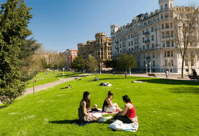 city park in bilbao