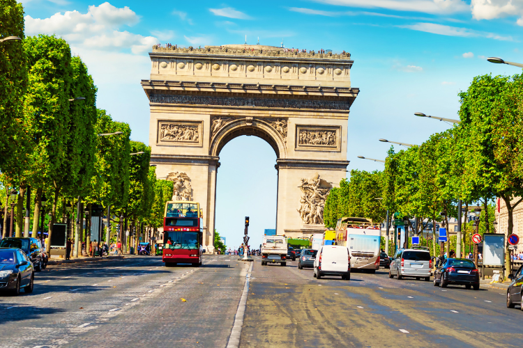 arc de triomphe in paris