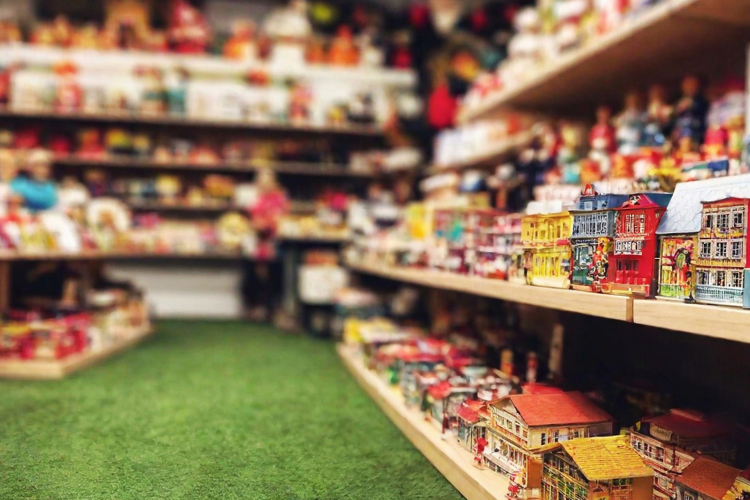 toy stores in boston