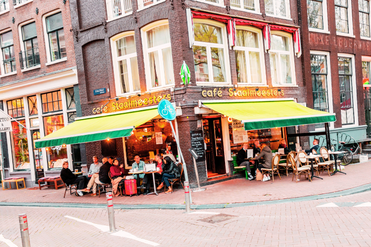 breakfast hotspots in amsterdam