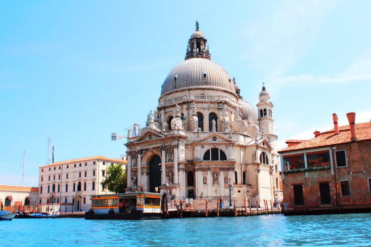 sestieri of venice