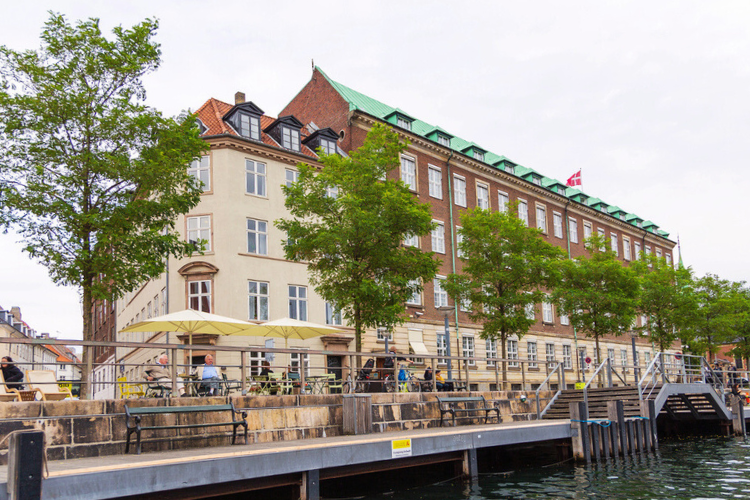 vacation rentals