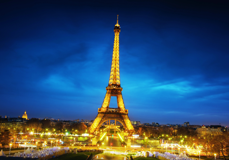 eiffel tower paris