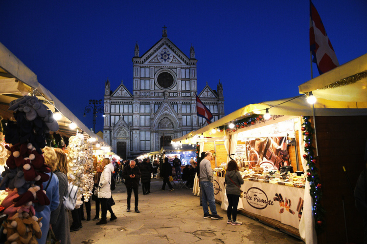 authentic cultural experience at markets in florence