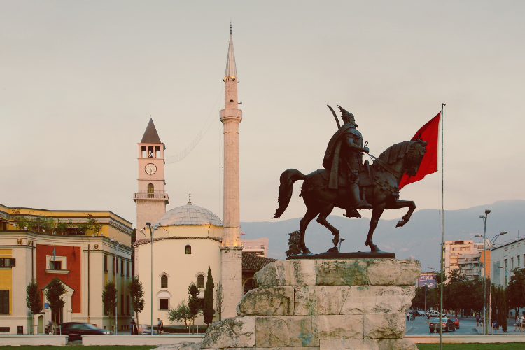 free things to do in tirana