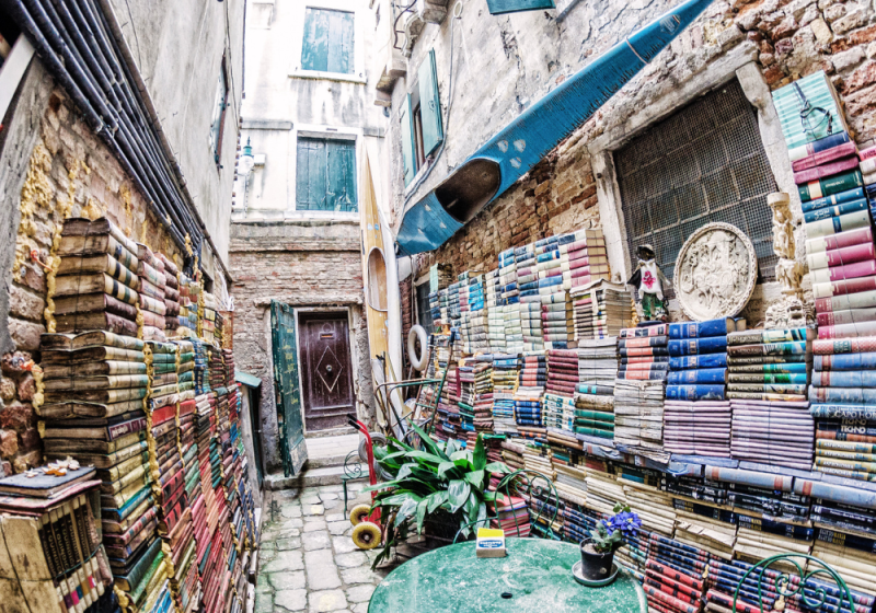 libreria acqua alta venice