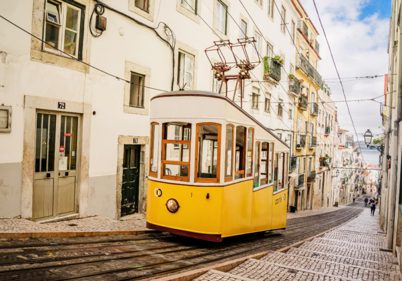 tram 28
