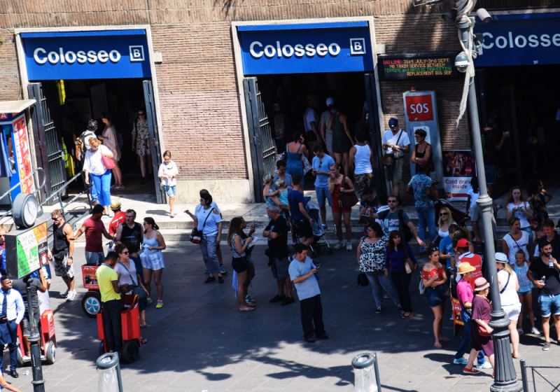 metro station new york