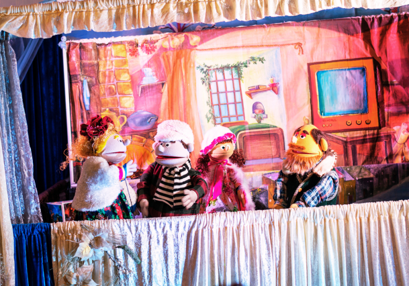 neapolitan puppet shows with kids