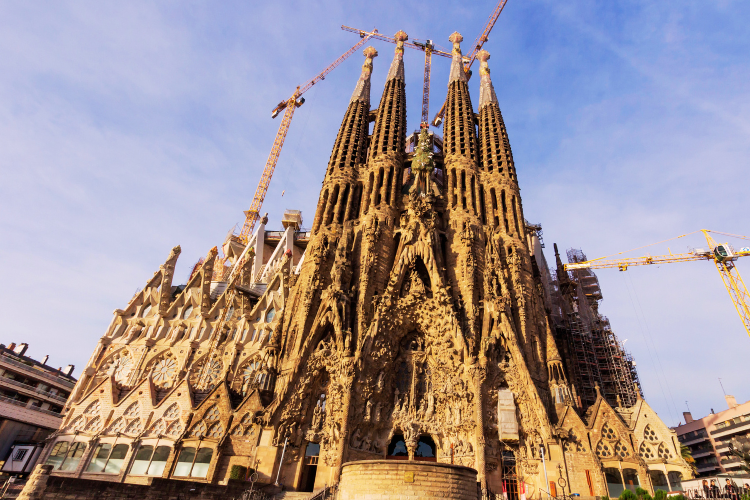 sagrada familia in barcelona