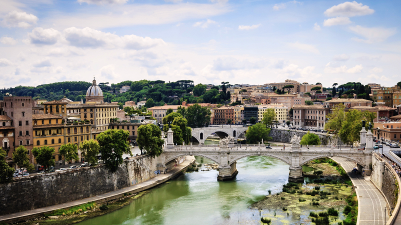 tevere river rome