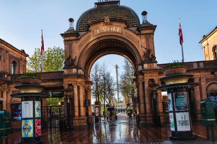 tivoli gardens in copenhagen